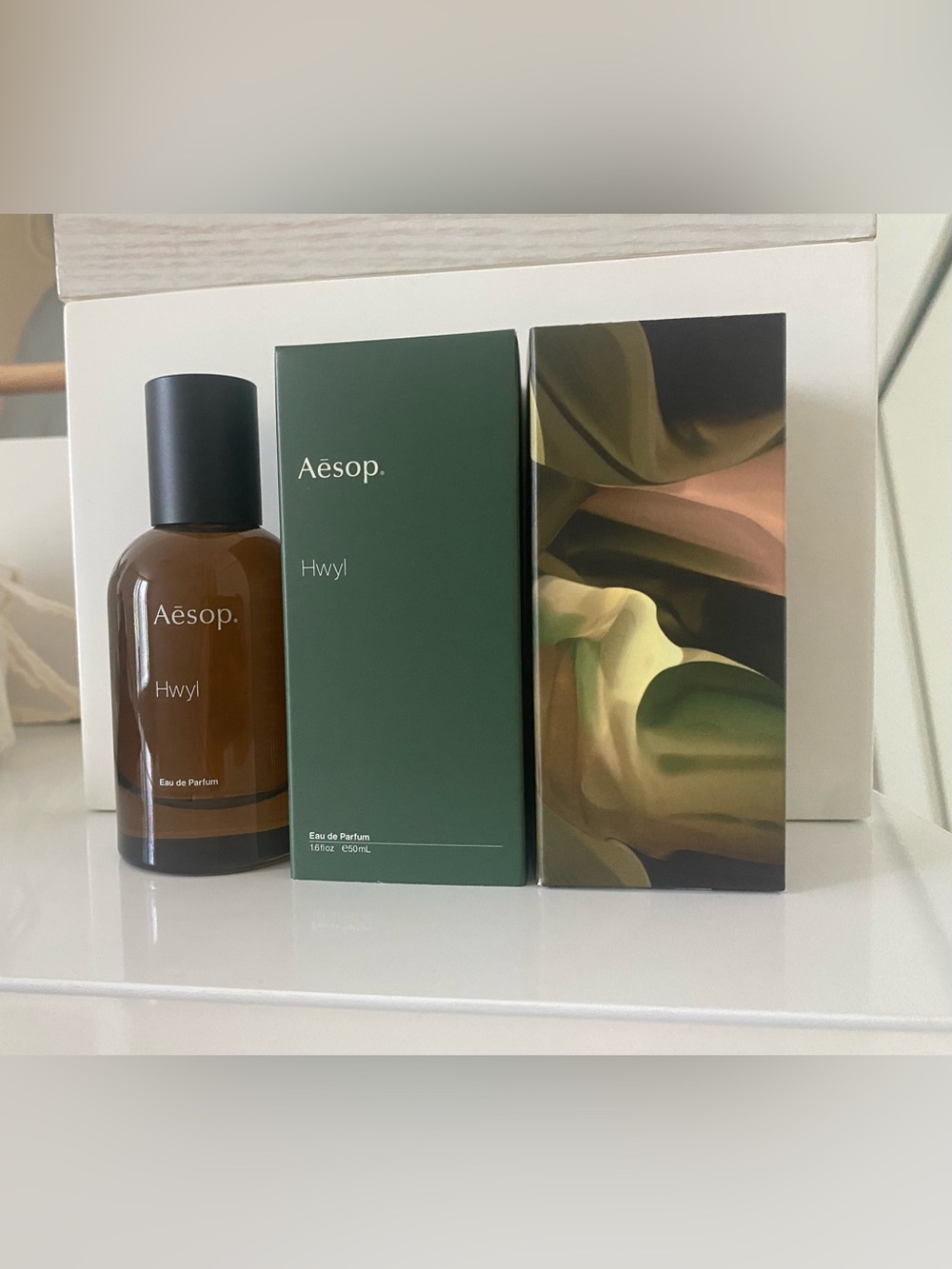 Aesop Hwyl Eau de Parfum — Green